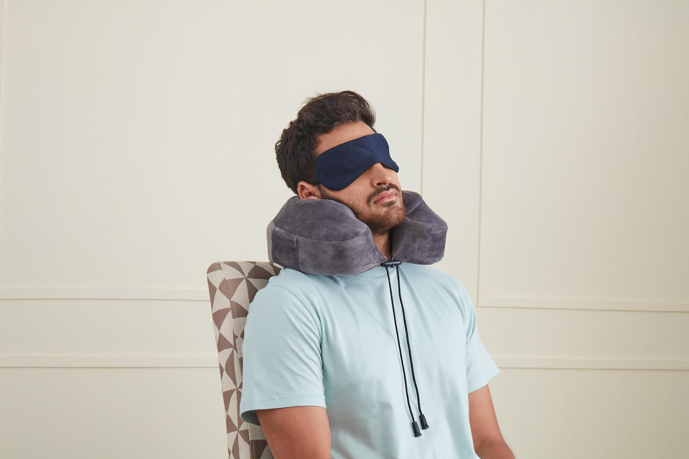 how use travel pillow